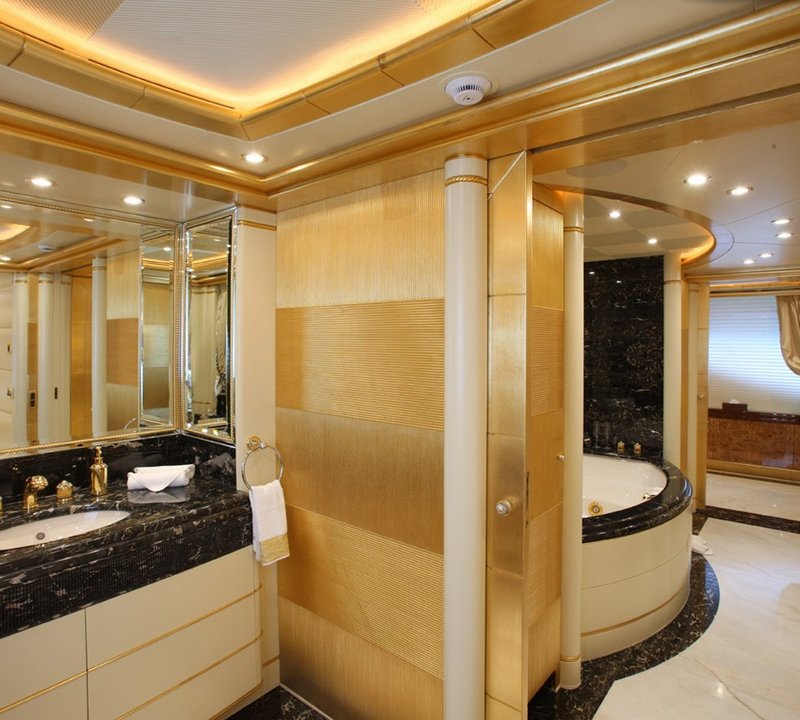 Yacht PLATINUM, Benetti Yachts | CHARTERWORLD Luxury Superyacht Charters